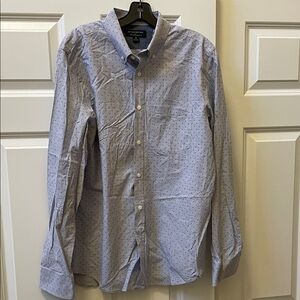 Banana Republic Light Blue Microprint Button-Down Shirt